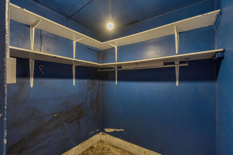 1364578-6-68e685f...