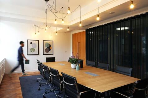 BedfordRow_BoardRoom02.png