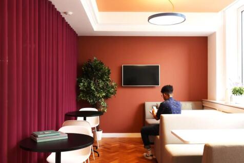 BedfordRow_TeaPoint05_Person.png