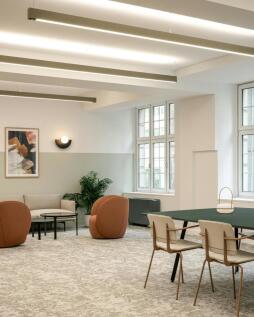 77 Kingsway_ Francesco Russo_WebSize_003.jpg