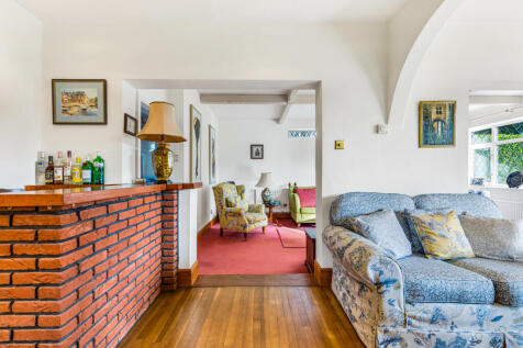 Entrance Hall &amp; Bar