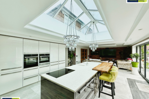 Kitchen &amp; Living Room