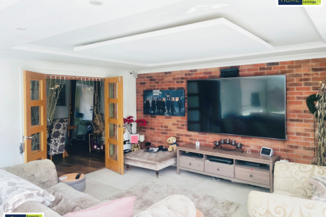 Kitchen &amp; Living Room