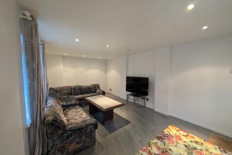 83 Hylion Road, West Knighton, Leicester, LE2 6JE