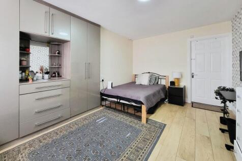 Ground floor Bedroom