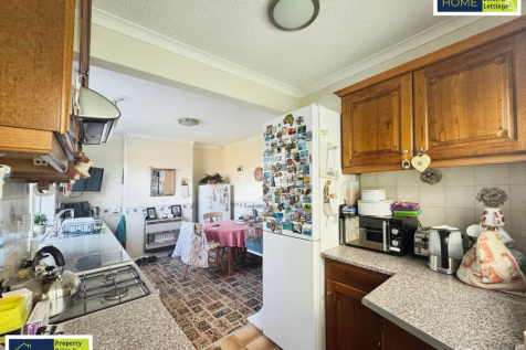 16 Jubilee Avenue, Sileby, Loughborough, LE12 7TH