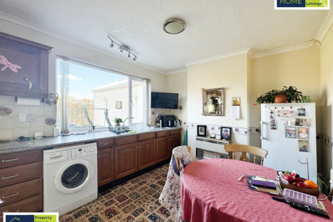 16 Jubilee Avenue, Sileby, Loughborough, LE12 7TH
