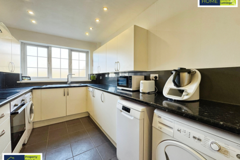 73 Beaumont Walk, Leicester, LE4 0PP