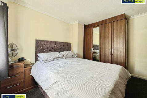 45 Woodstock Road, Leicester, LE4 2HJ