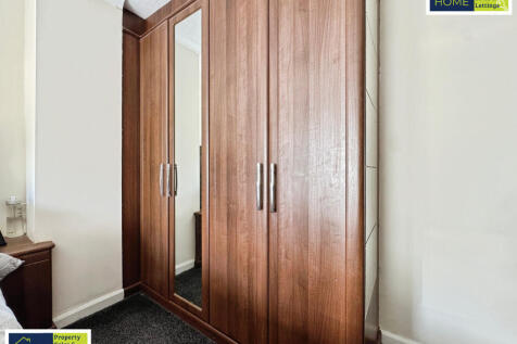 45 Woodstock Road, Leicester, LE4 2HJ