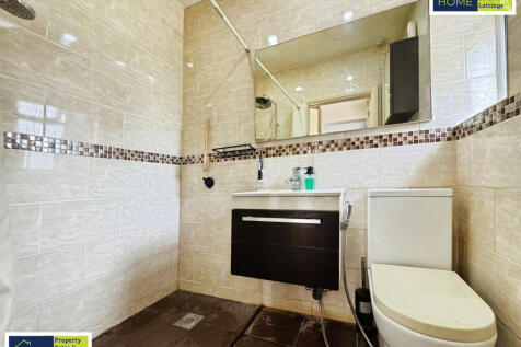 585 Loughborough Road, Birstall, Leicester, LE4 4N