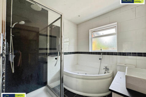 585 Loughborough Road, Birstall, Leicester, LE4 4N