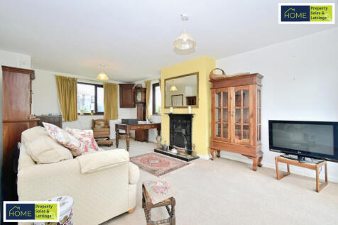 99 Oakley Road, Shepshed, Leicester, LE12 9AU