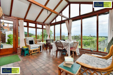 99 Oakley Road, Shepshed, Leicester, LE12 9AU
