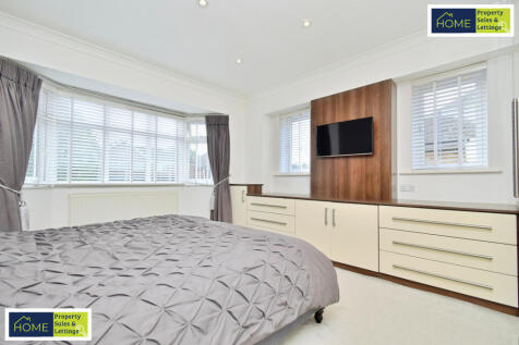 29 Copse Close, Oadby, Leicester, LE2 4FD