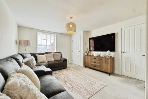 121 Excelsior Way, Sileby, Loughborough, LE12 7XE