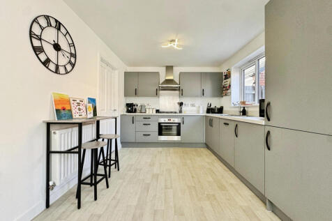 27 Oak Tree Road, Great Glen, Leicester, LE8 9HP