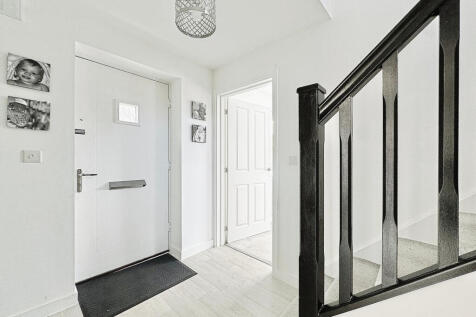 27 Oak Tree Road, Great Glen, Leicester, LE8 9HP