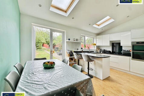 14 Deancourt Road, Leicester, LE2 6GH
