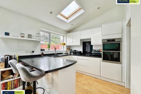 14 Deancourt Road, Leicester, LE2 6GH