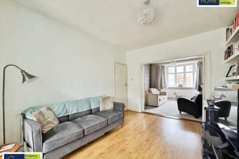 14 Deancourt Road, Leicester, LE2 6GH