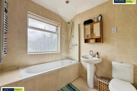 14 Deancourt Road, Leicester, LE2 6GH
