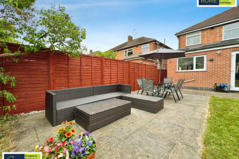 14 Deancourt Road, Leicester, LE2 6GH