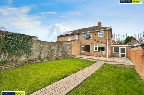 32 Skelton Drive, West Knighton, Leicester, LE2 6J