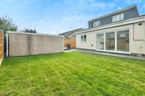 25 Keswick Close, Birstall