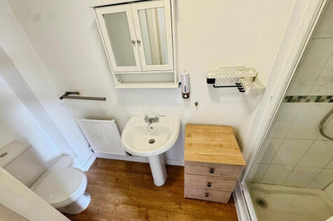 28 Lathkill Street, Market Harborough, LE16 9EY