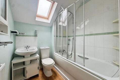 28 Lathkill Street, Market Harborough, LE16 9EY