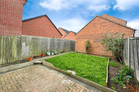 28 Lathkill Street, Market Harborough, LE16 9EY