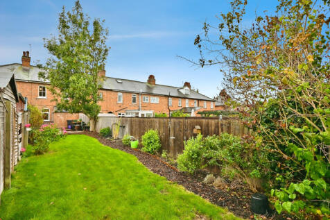 18 Lea Close, Thurmaston, leicester, LE4 8DW