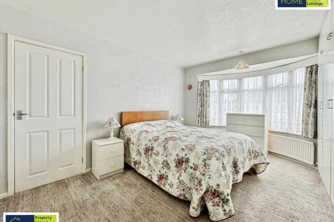 53 Lamborne Road, Leicester, LE2 6HQ