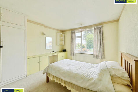 53 Lamborne Road, Leicester, LE2 6HQ