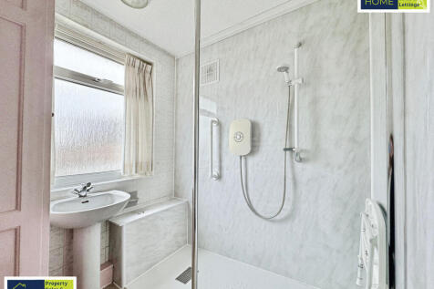 53 Lamborne Road, Leicester, LE2 6HQ