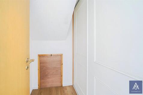 Walk-In Store