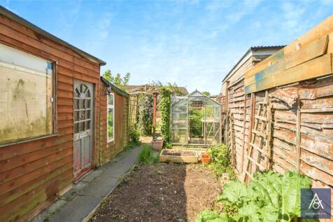 Greenhouse/Stores