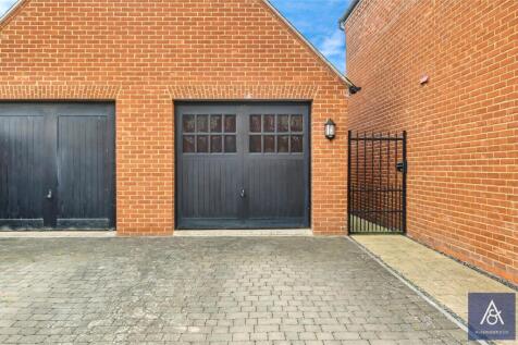 Single Garage