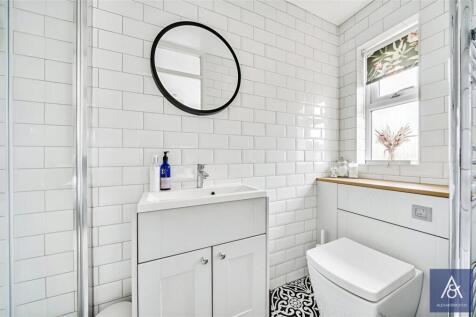 En-Suite Shower
