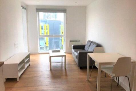 Living/Dining Area