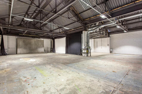 30-36 Bastwick St...