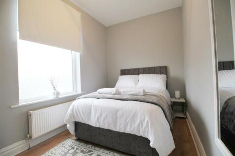 Bedroom2.jpg