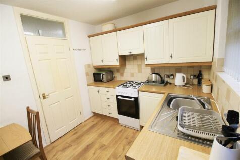 Kitchen..jpg