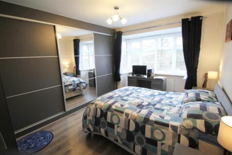 Bedroom 2.jpg