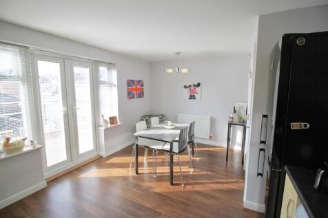 Dining area.jpg