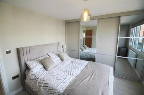 Bedroom1.jpg