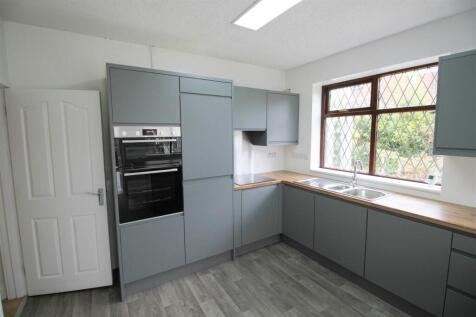 Kitchen..jpg