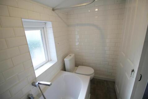 Bathroom,.jpg