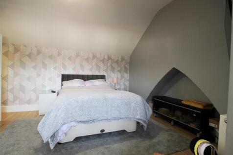 Bedroom 4.jpg